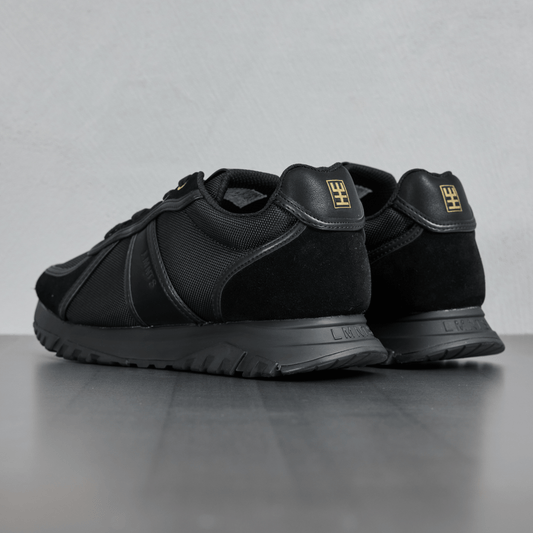 LMNTS Footwear Delta - Black / Black